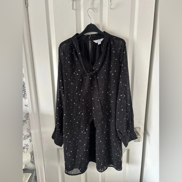 Wallis Dresses & Skirts - Black Star Print Women's dress